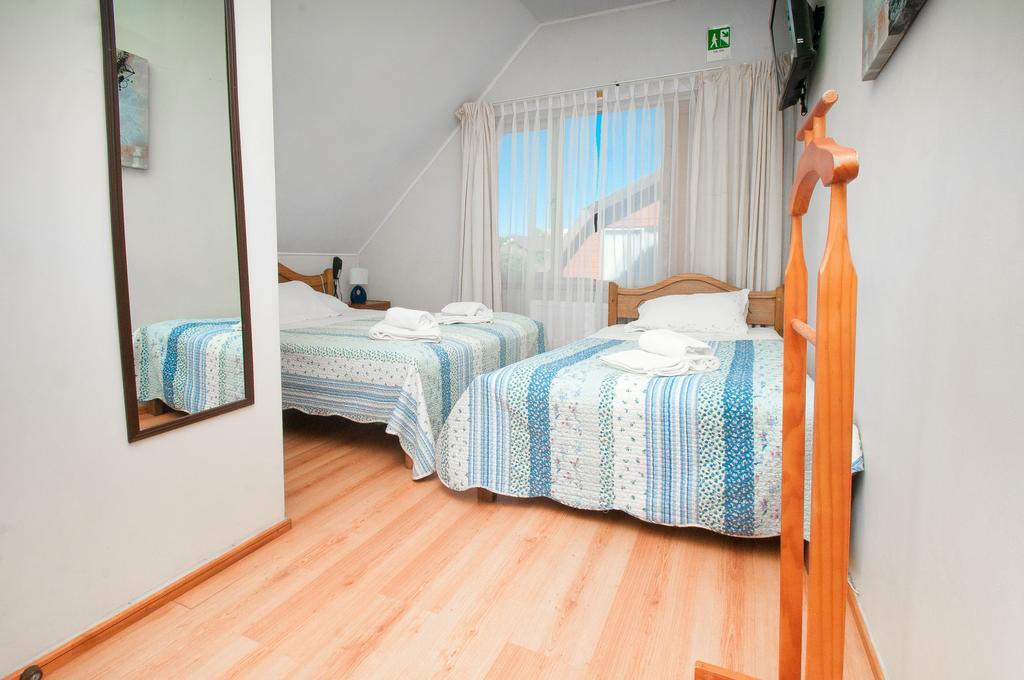 Hostal Y Departamentos Alcala Temuco Habitación foto